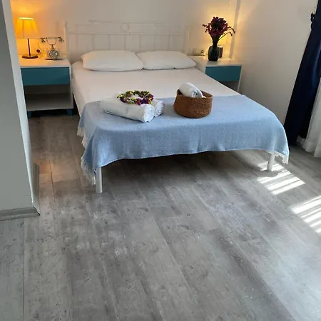Urla Hotel *